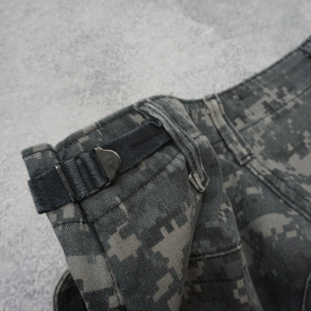 2000s Digital Camo Military Cargo Shorts