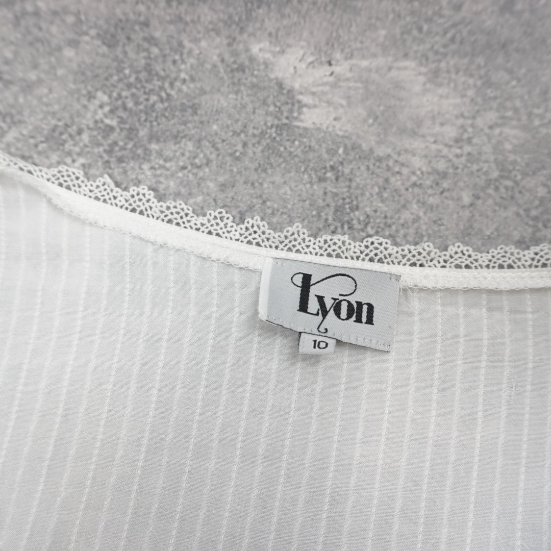 Lyon Crop Lace Trimmed Top
