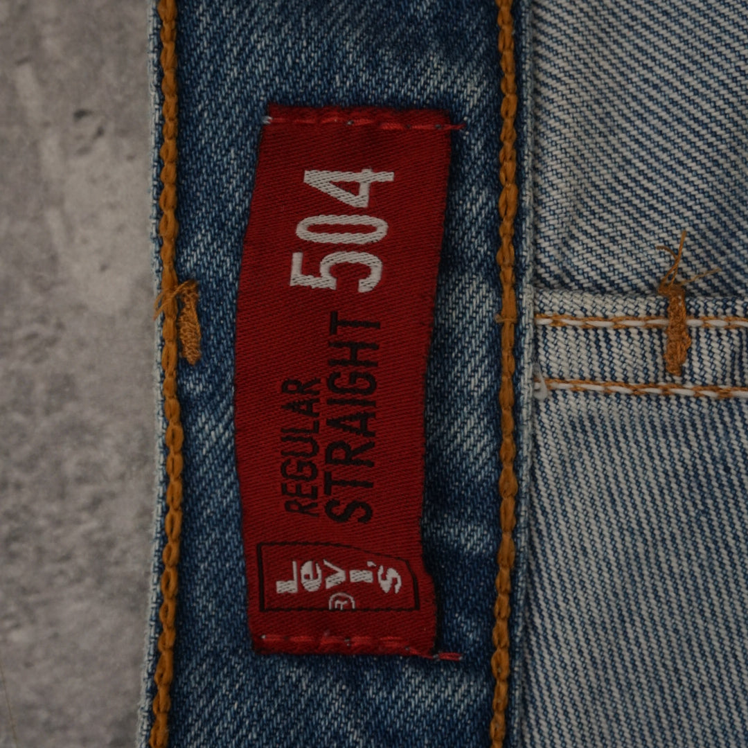 2000s Levi's 504 Regular Straight Jeans