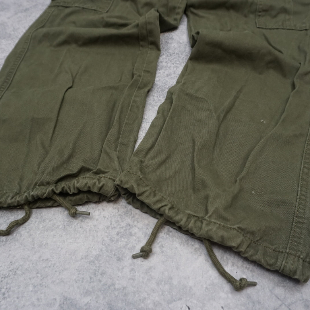 2000s Levi's Baggy Cargo Pants