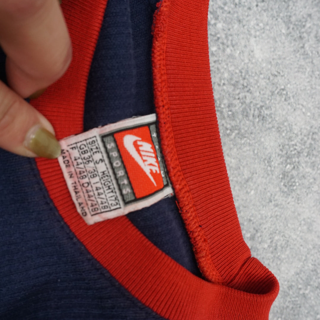 2000s Nike Embroidered Graphic Sweater