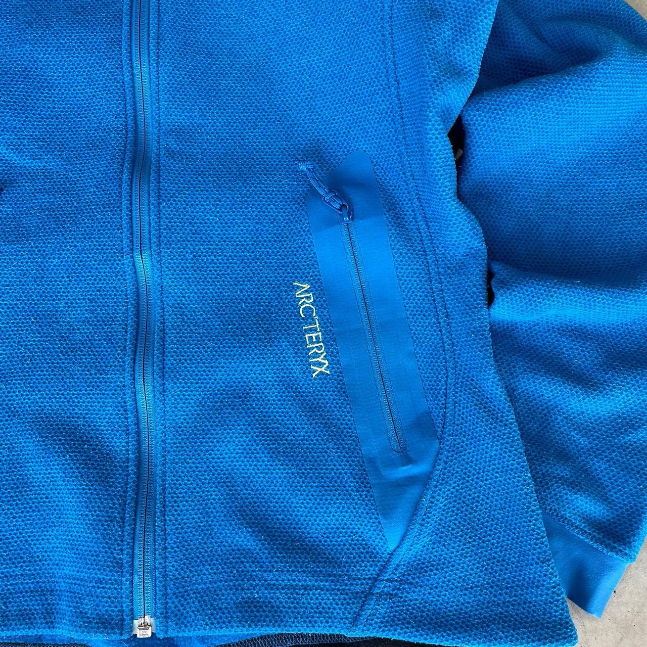 2000s Acr’teryx Zip Up Hoodie