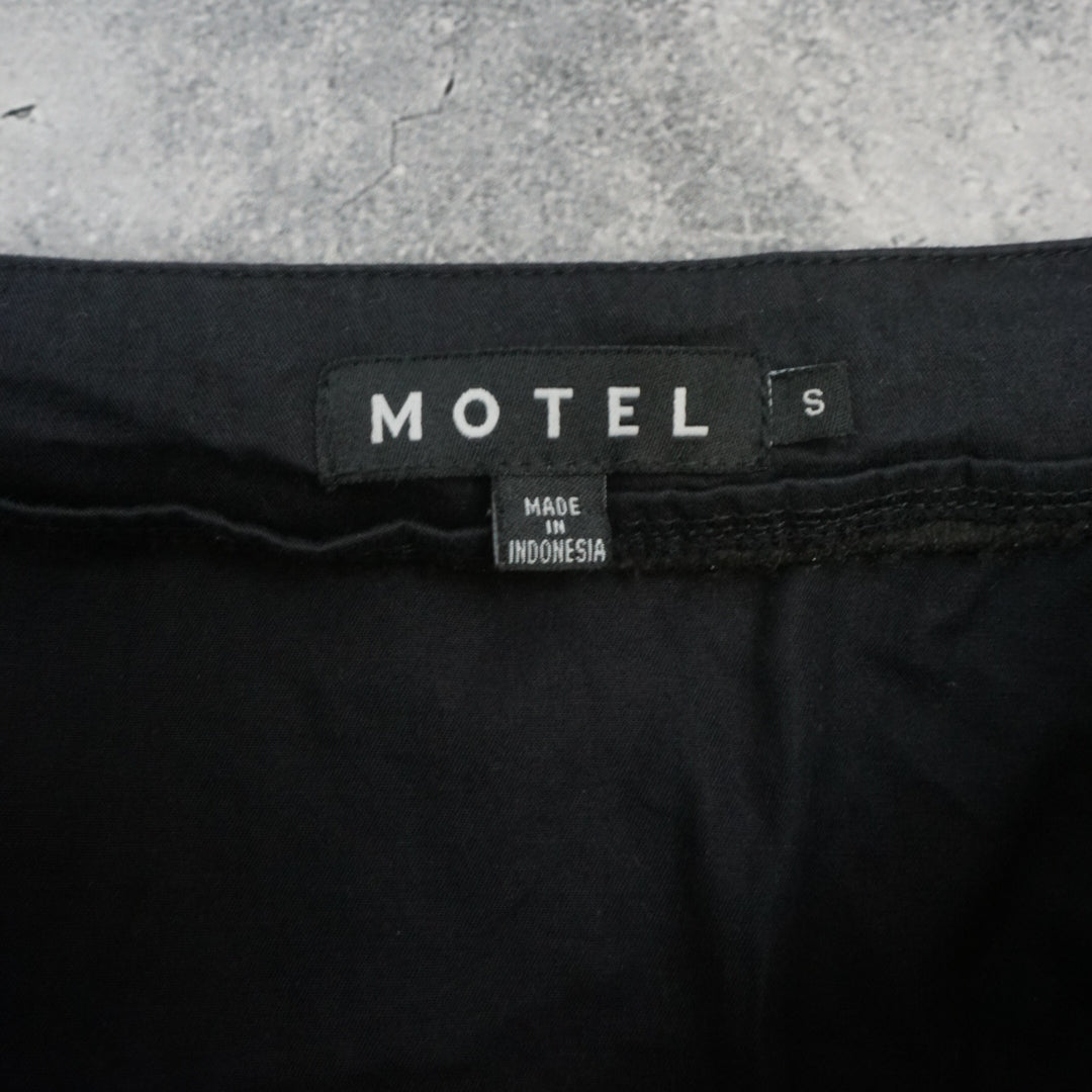 Motel Asymmetric Belted Skirt