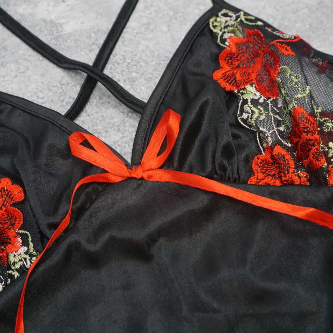 2000s Floral Embroidered Satin Cami Top