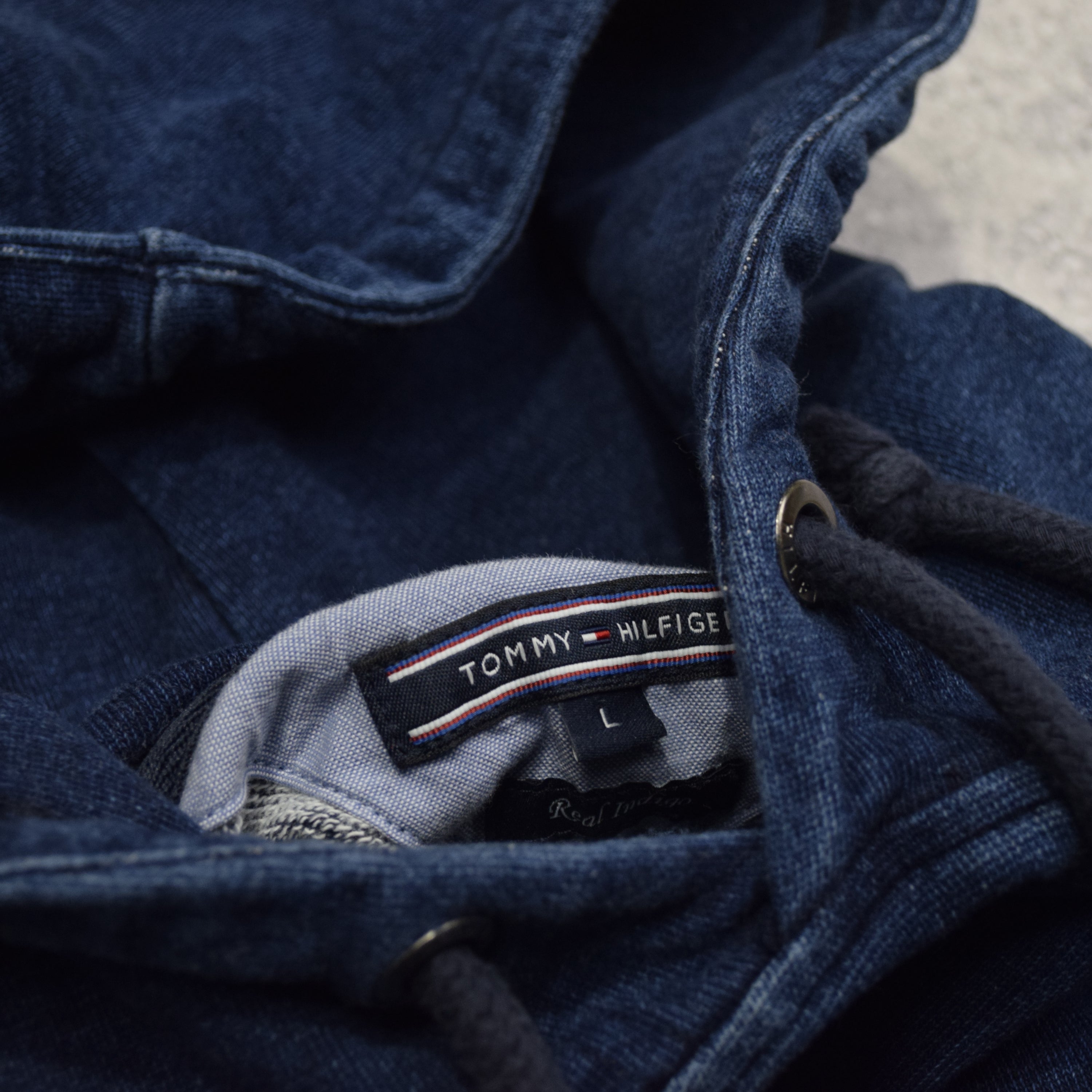 2000s Tommy Hilfiger Hoodie