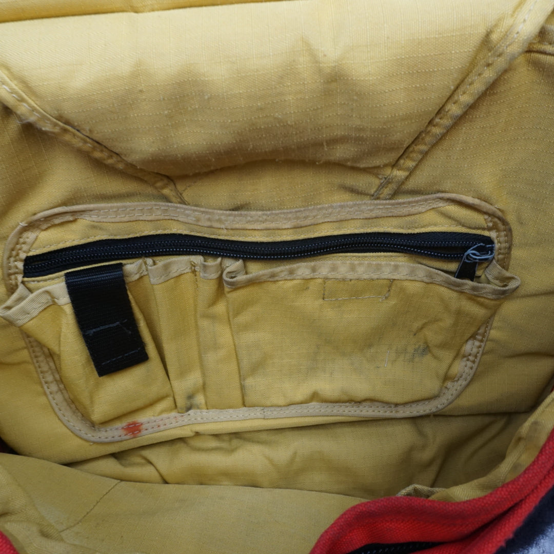 2000s Crumpler The Moderate Embarrassment Messenger Bag
