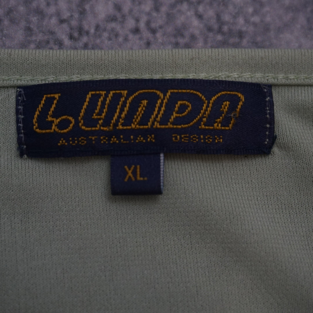 L.U.N.D.A Top