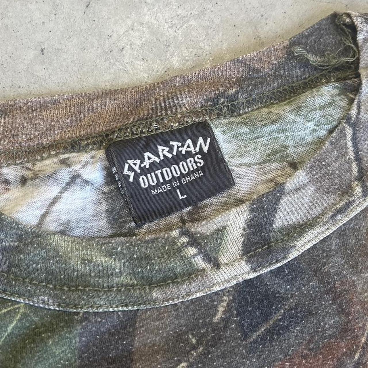 2000s Spartan Outdoors Camo T-Shirt