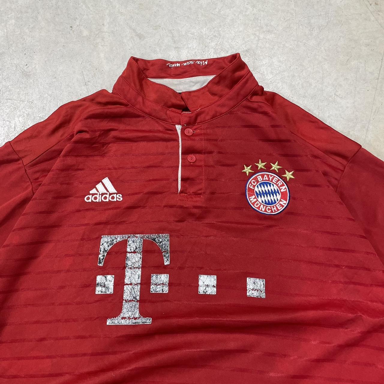 2000s Adidas Bayern Munich T-Shirt