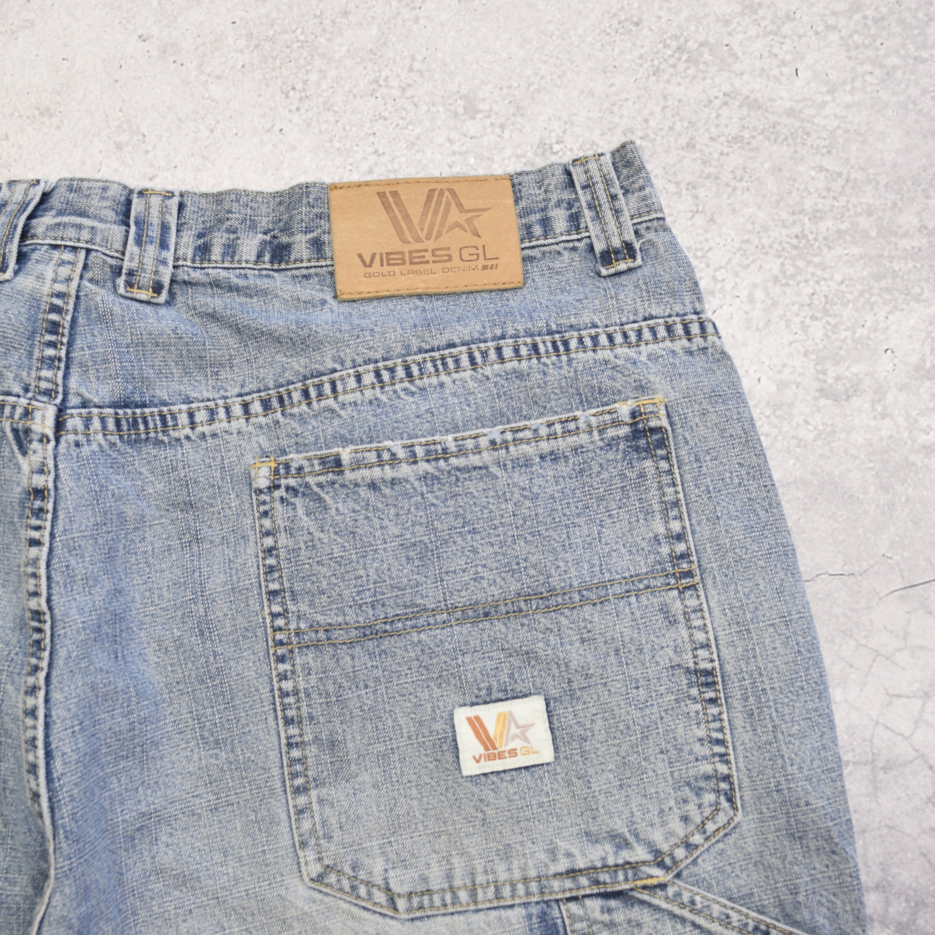 2000s Vibes GL Carpenter Jorts