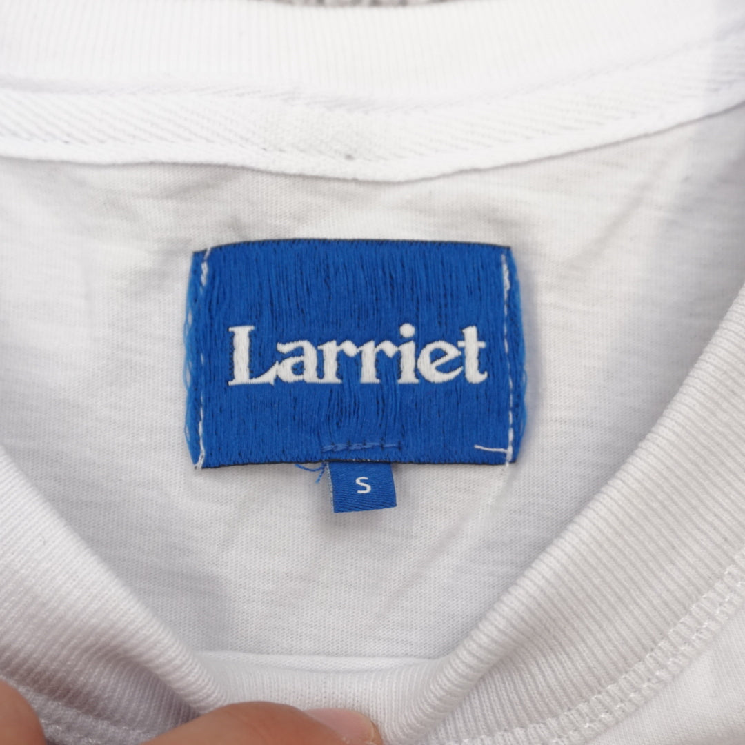 Larriet Graphic T-Shirt