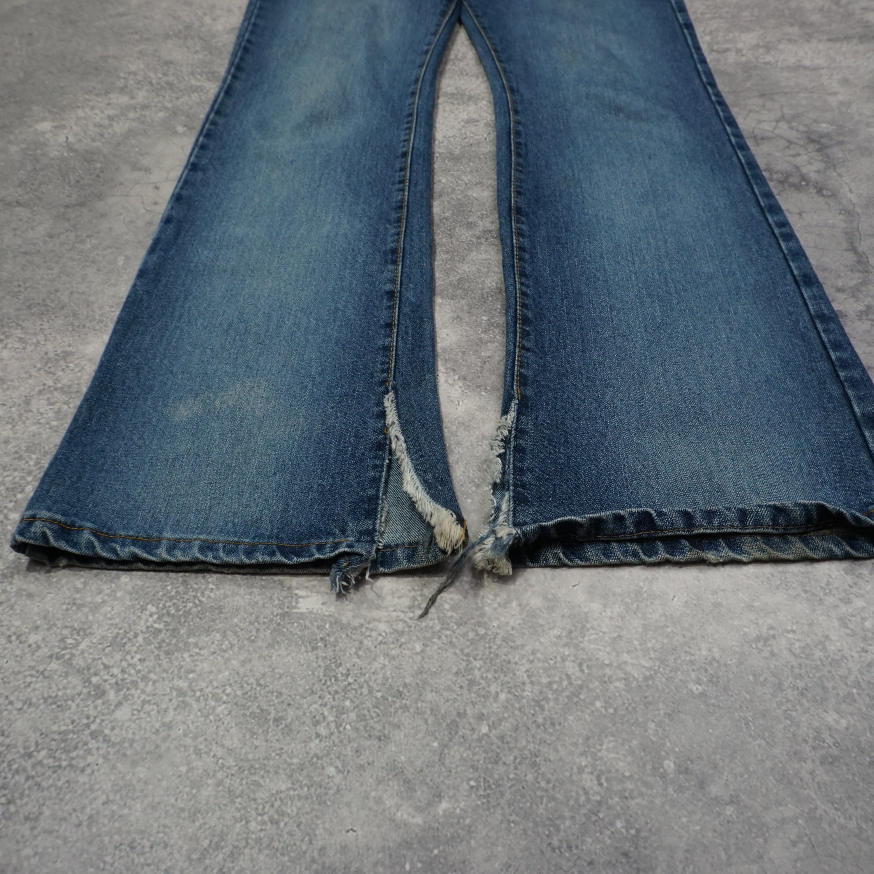 2000s Gripp Flared Jeans