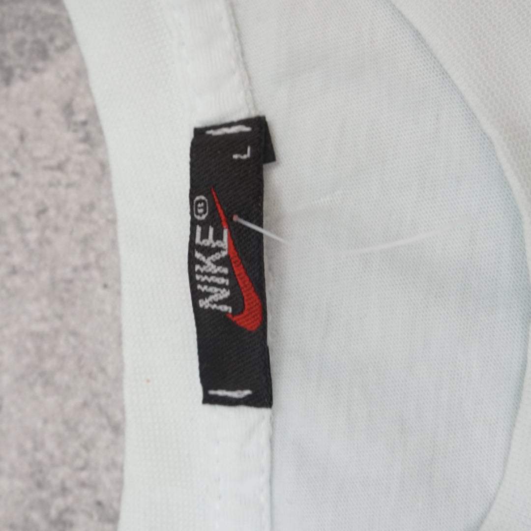 90s Nike Graphic T-Shirt