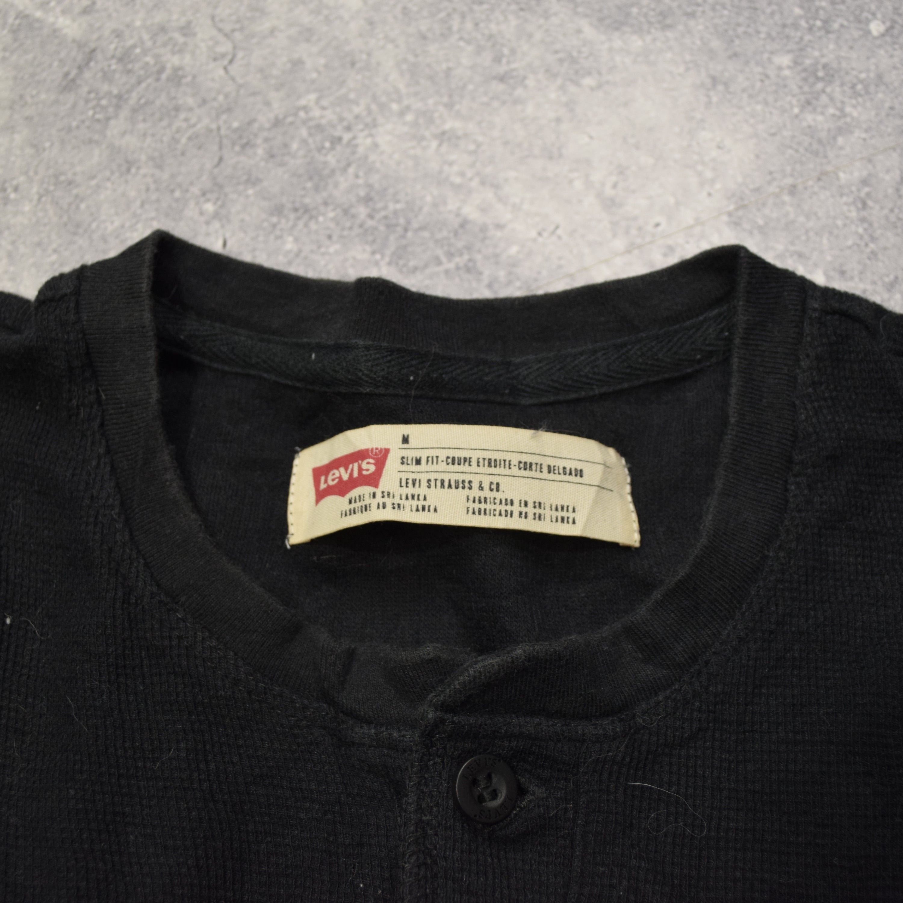 2000s Levi's Henley T-Shirt
