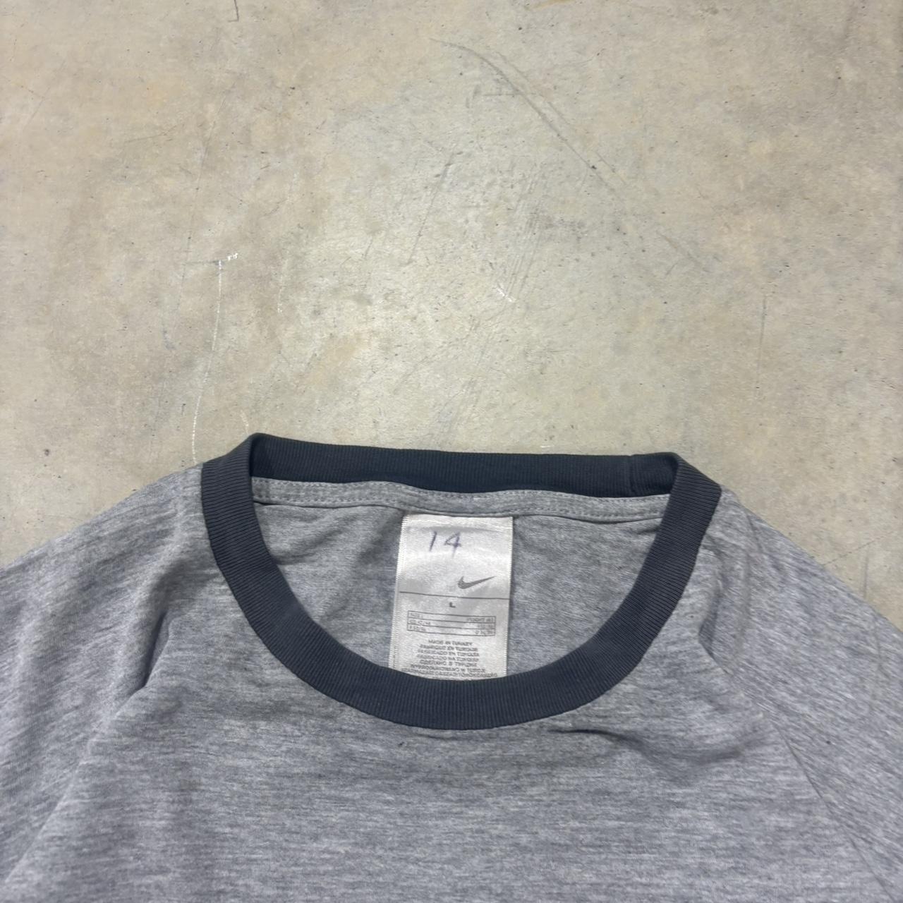 2000s Nike Graphic T-Shirt