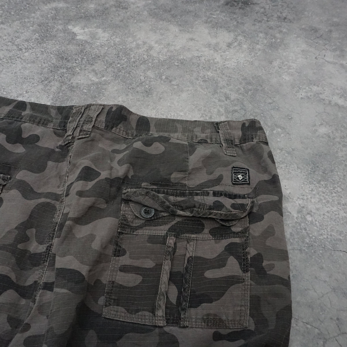 2000s Southpole Camo Cargo Shorts