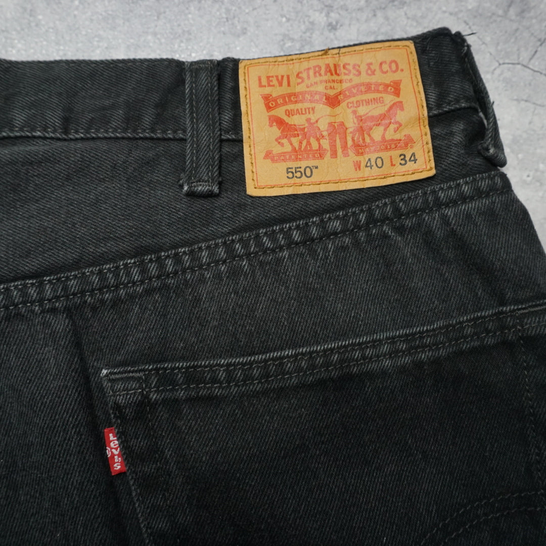 2000s Levi's 550 Relaxed Fit Jeans