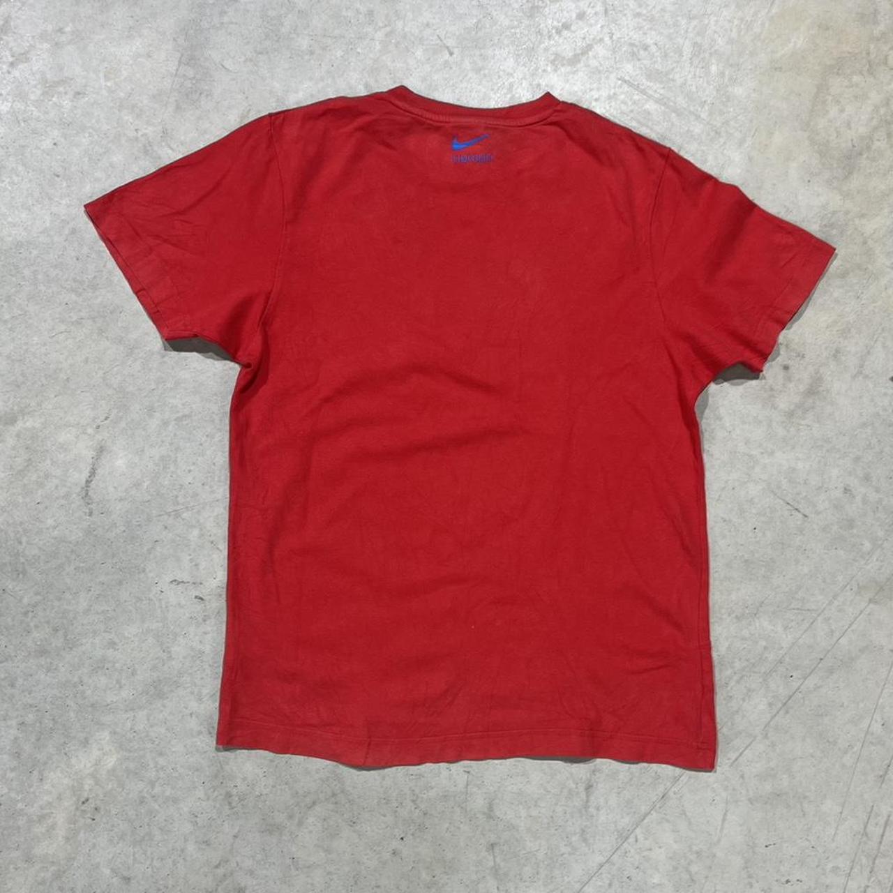 2000s Nike Graphic T-Shirt