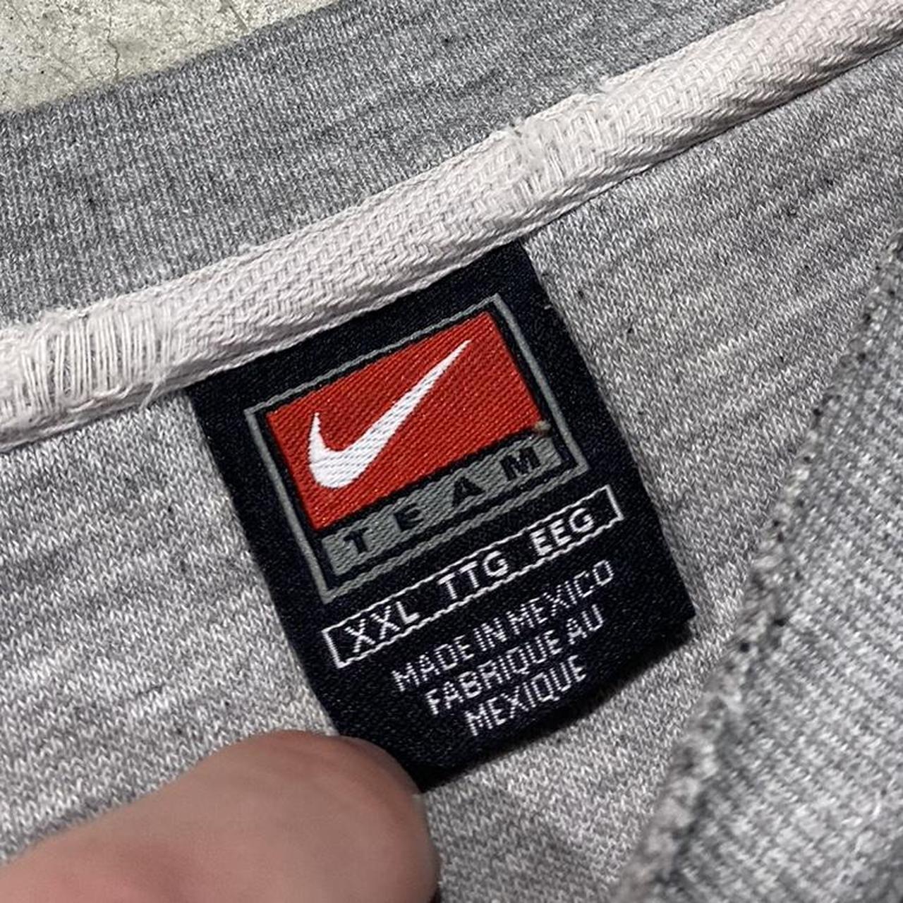 2000s Nike Graphic Crewneck