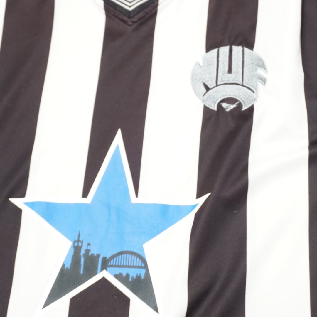 2000s Huf Jersey