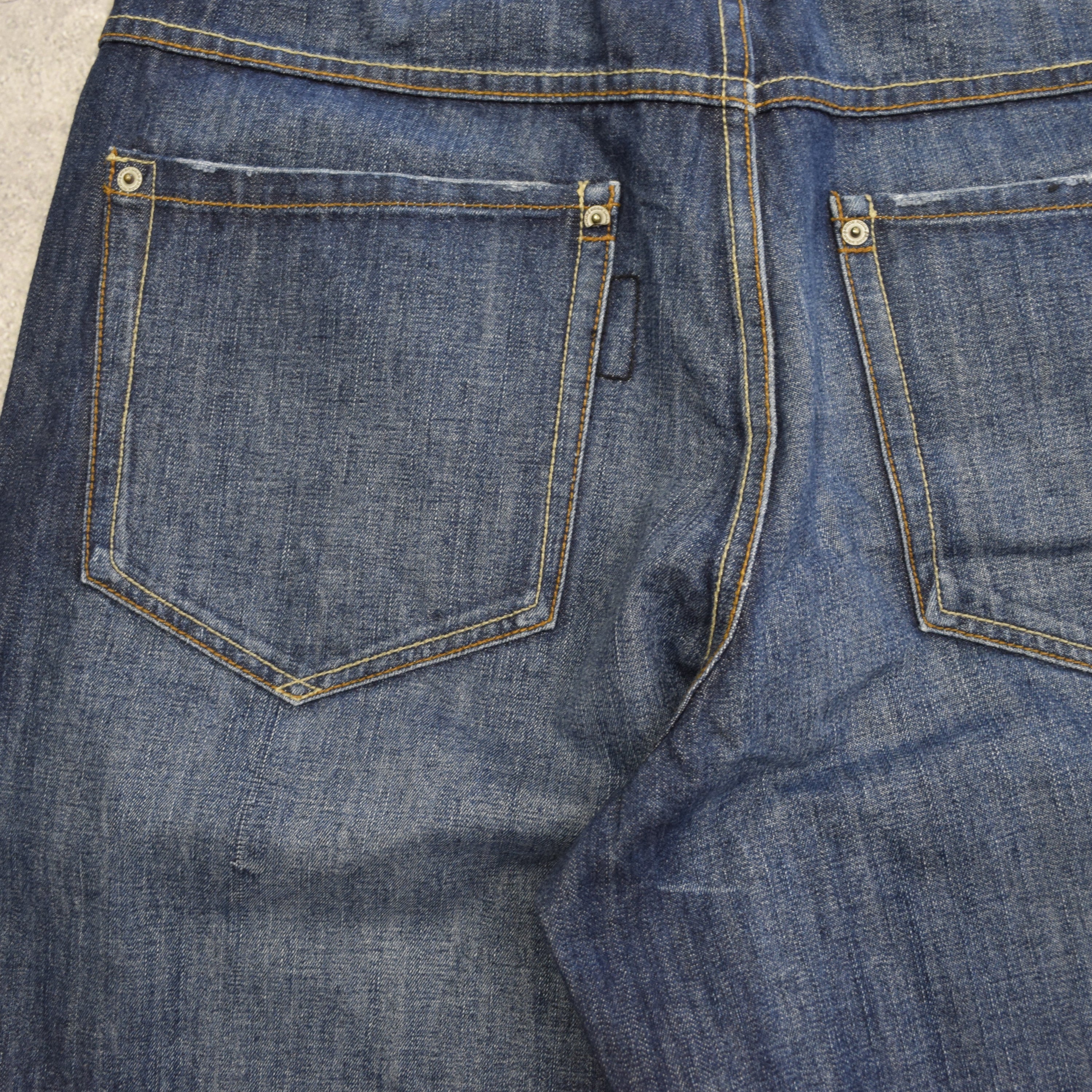 2000s Rocawear Jorts
