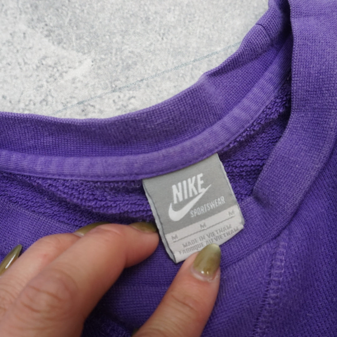 2000s Nike Sportswear Sweater