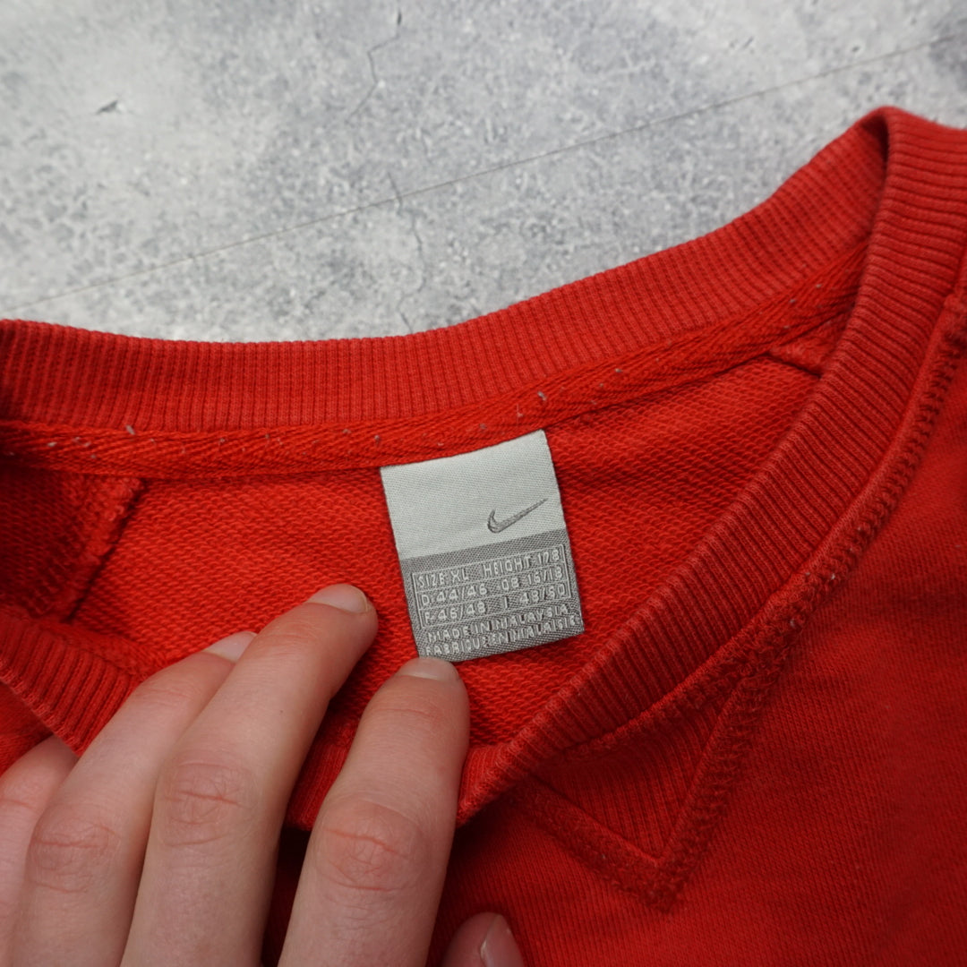2000s Nike Sweater