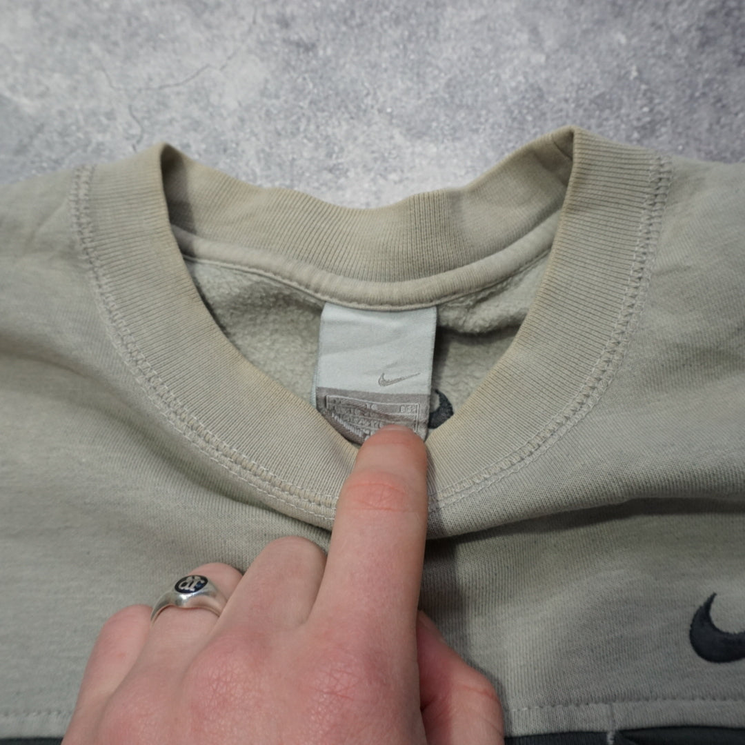 2000s Nike Crewneck