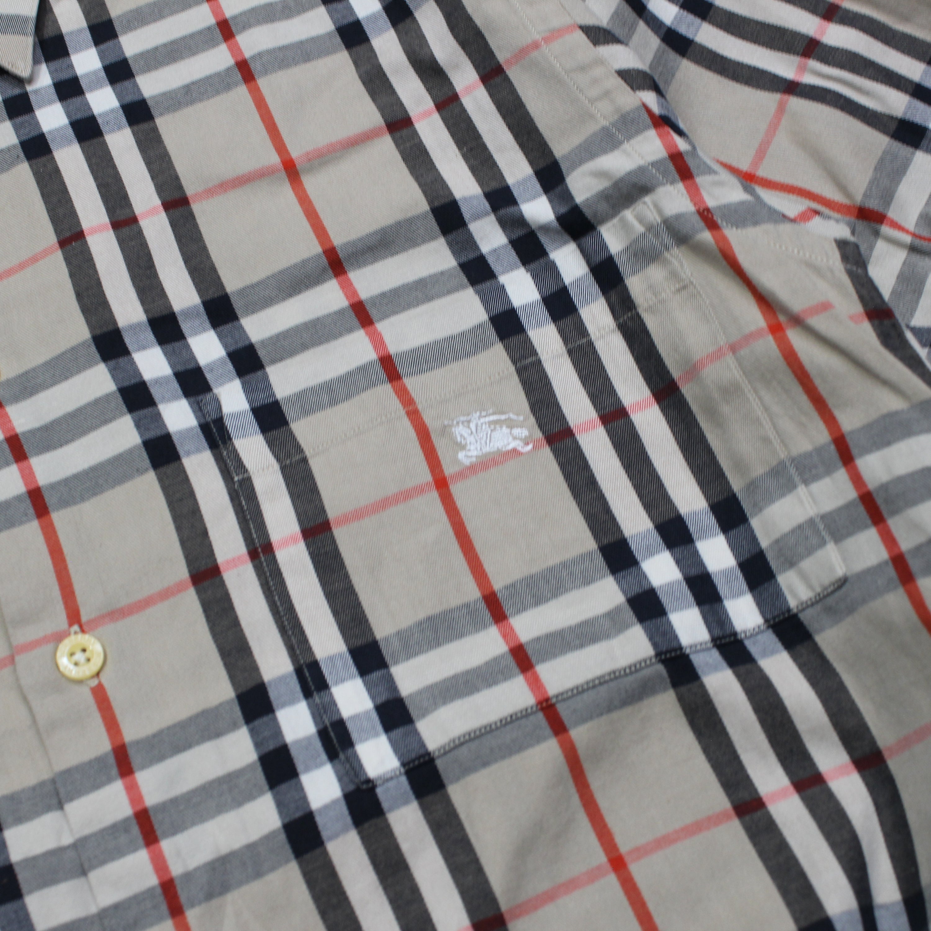 2000s Burberry Nova Check Button Up