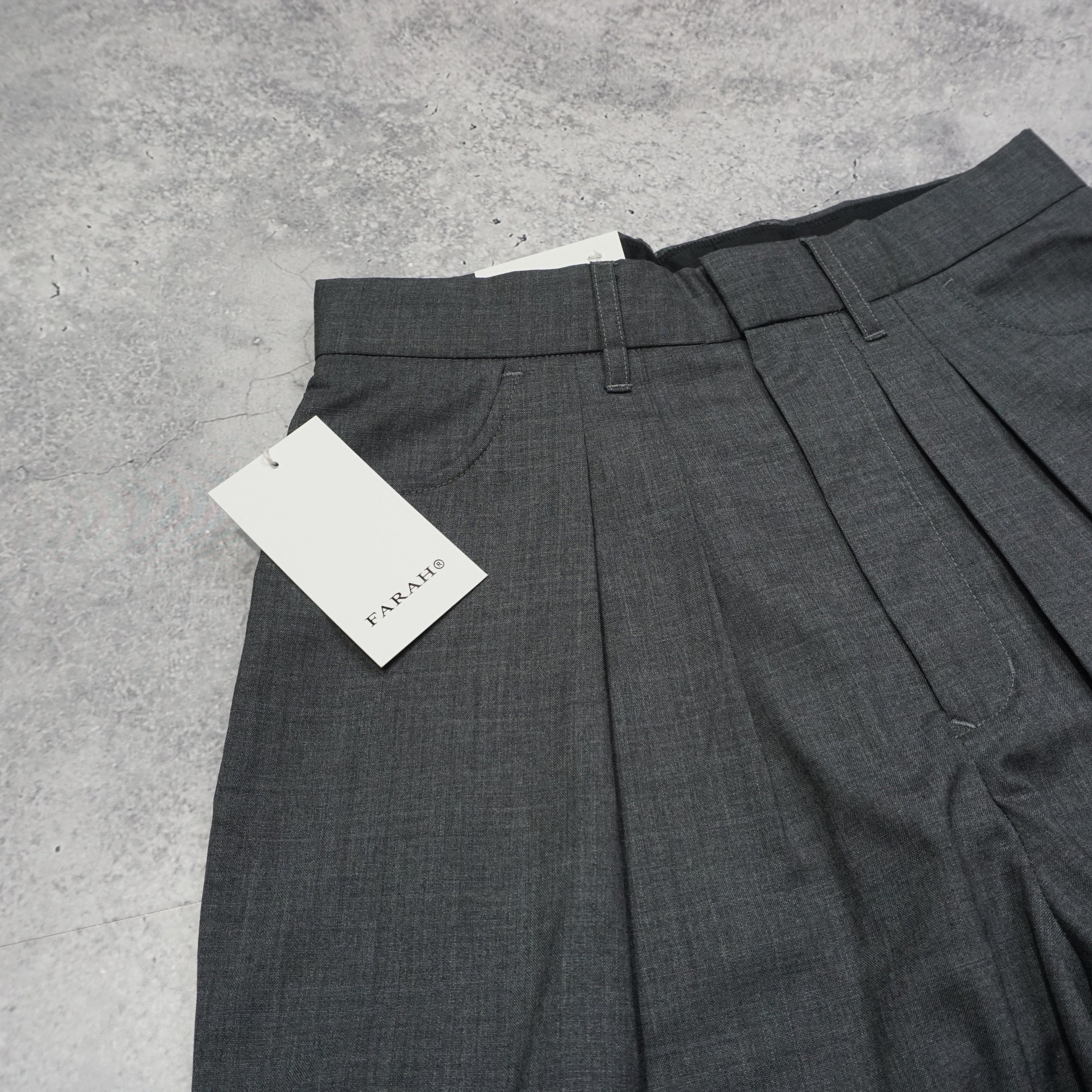 Farah Pleated Shorts