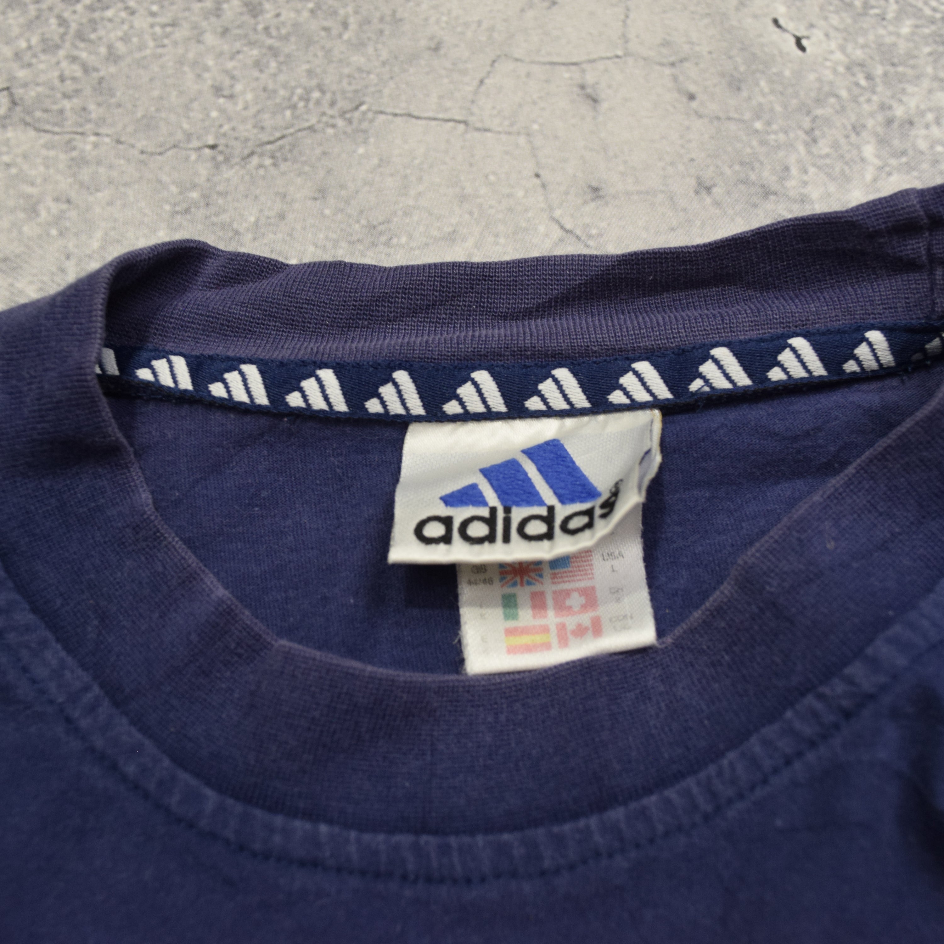2000s Adidas T-Shirt