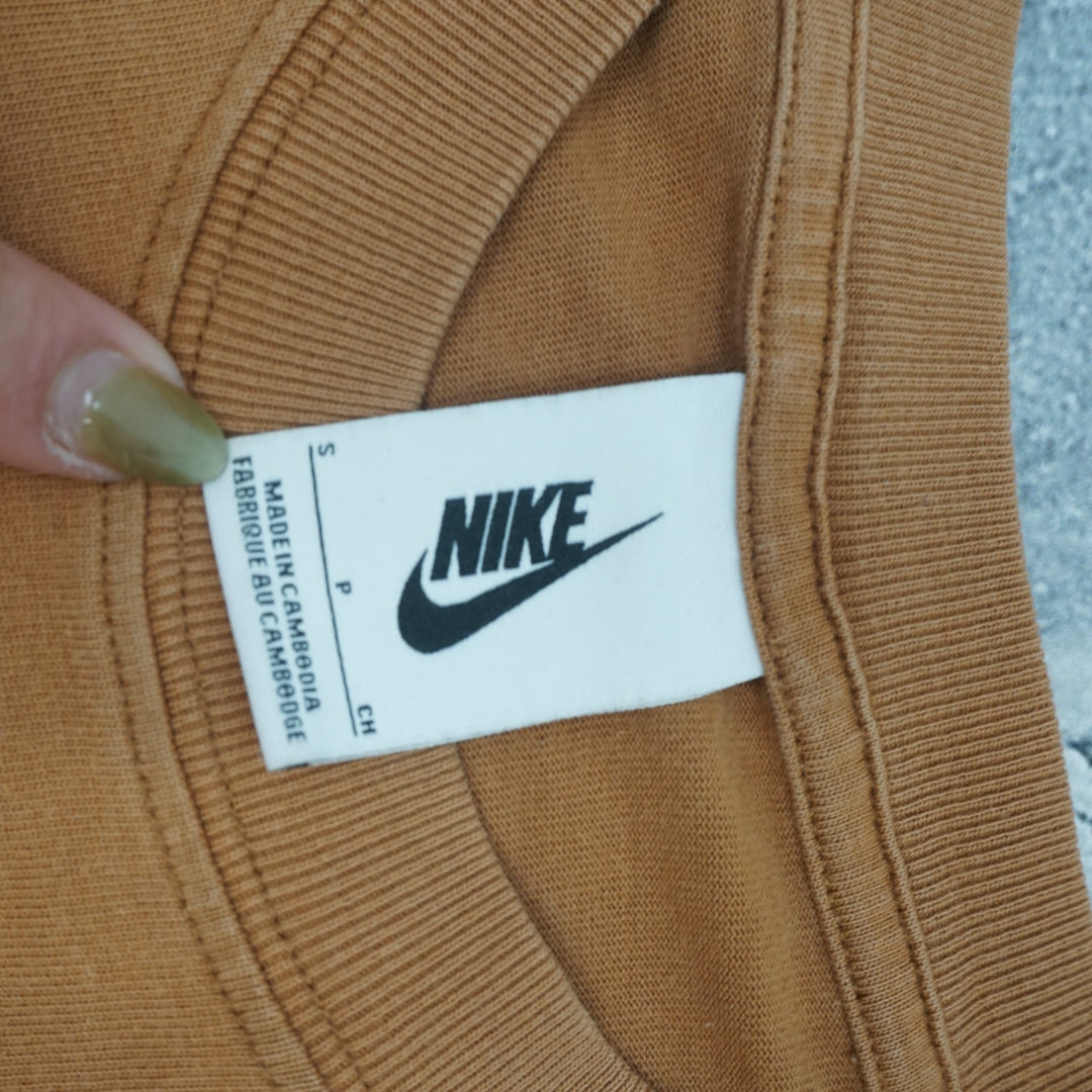 Nike Oversized Swoosh T-Shirt