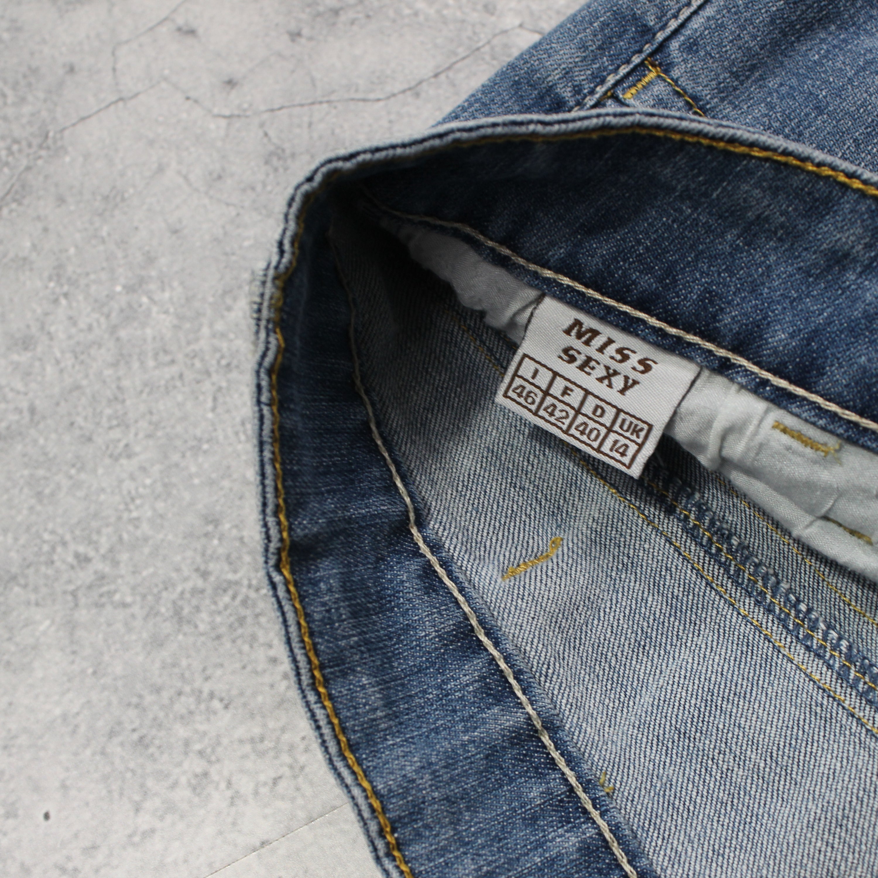 2000s Miss Sixty Capris Jeans