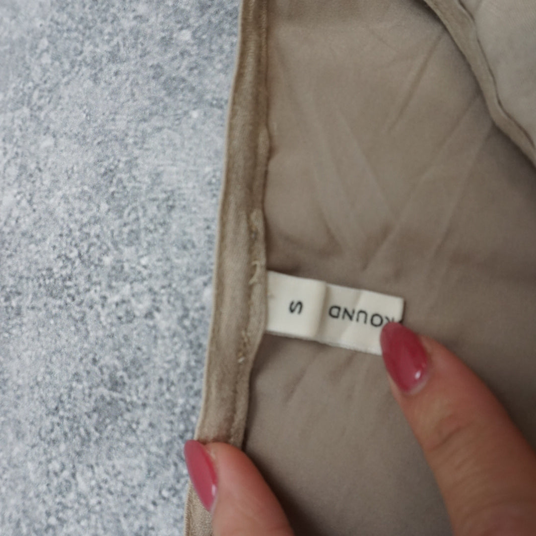 MerryGoRound Skirt