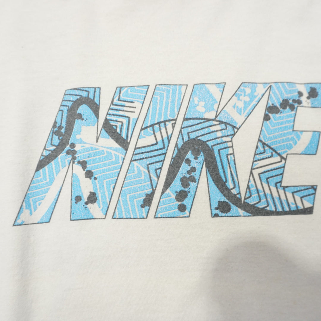 2000s Nike T-Shirt