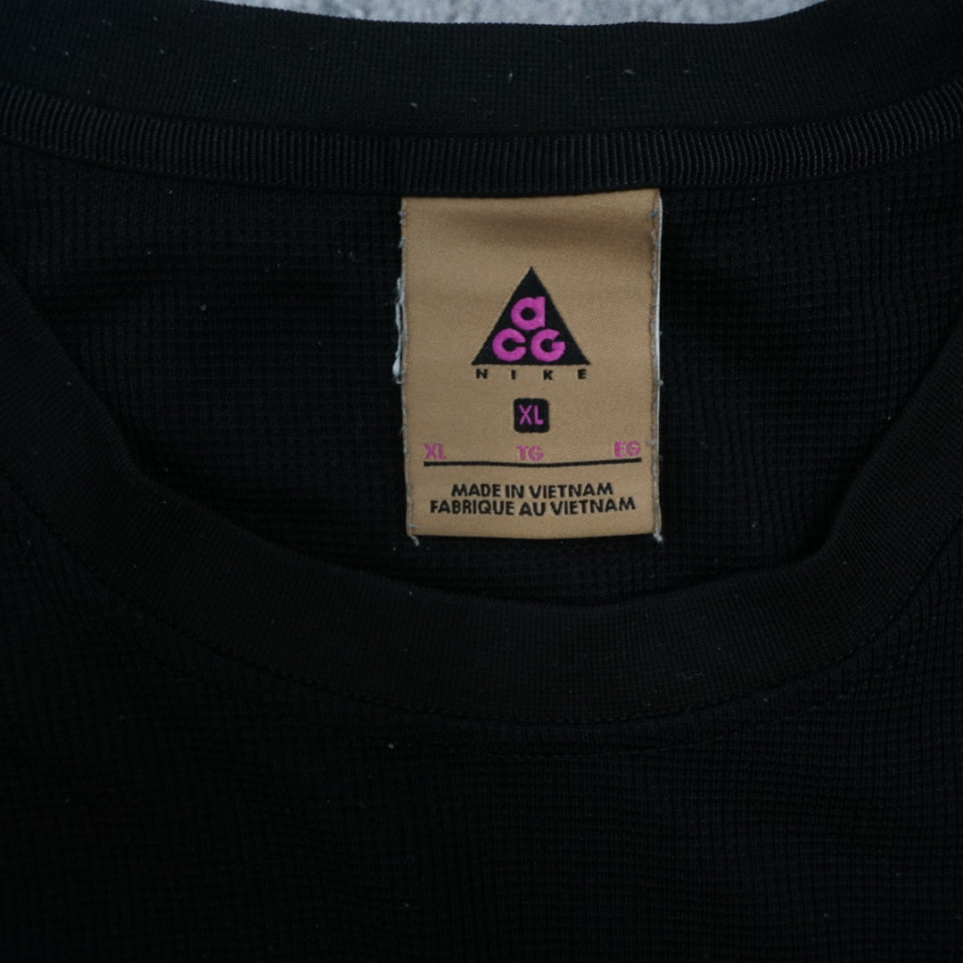 Nike ACG Long Sleeve Top