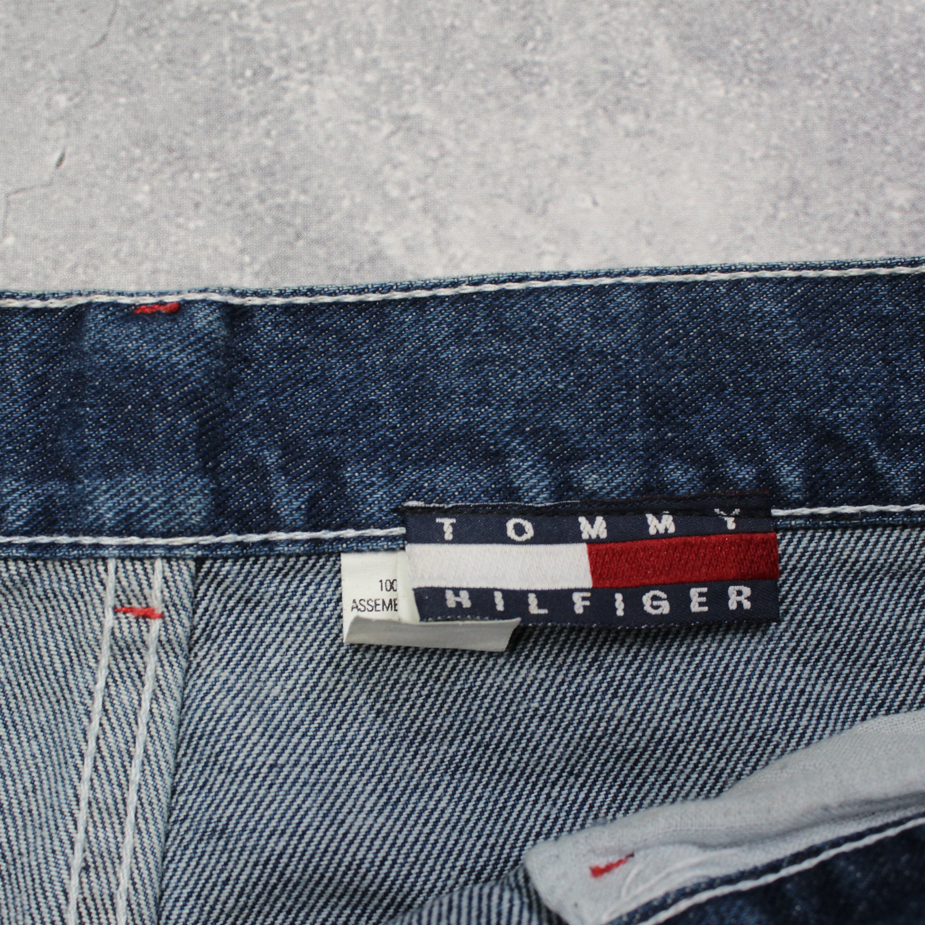 2000s Tommy Hilfiger Denim Shorts