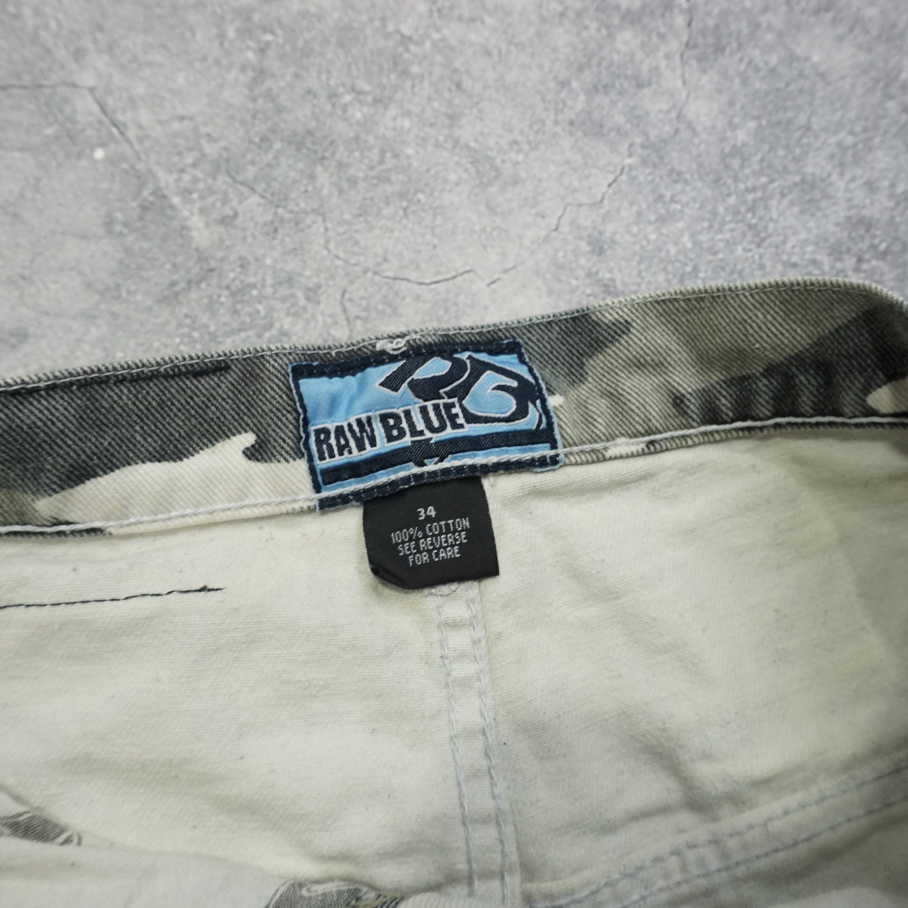 2000s Raw Blue Camo Cargo Shorts