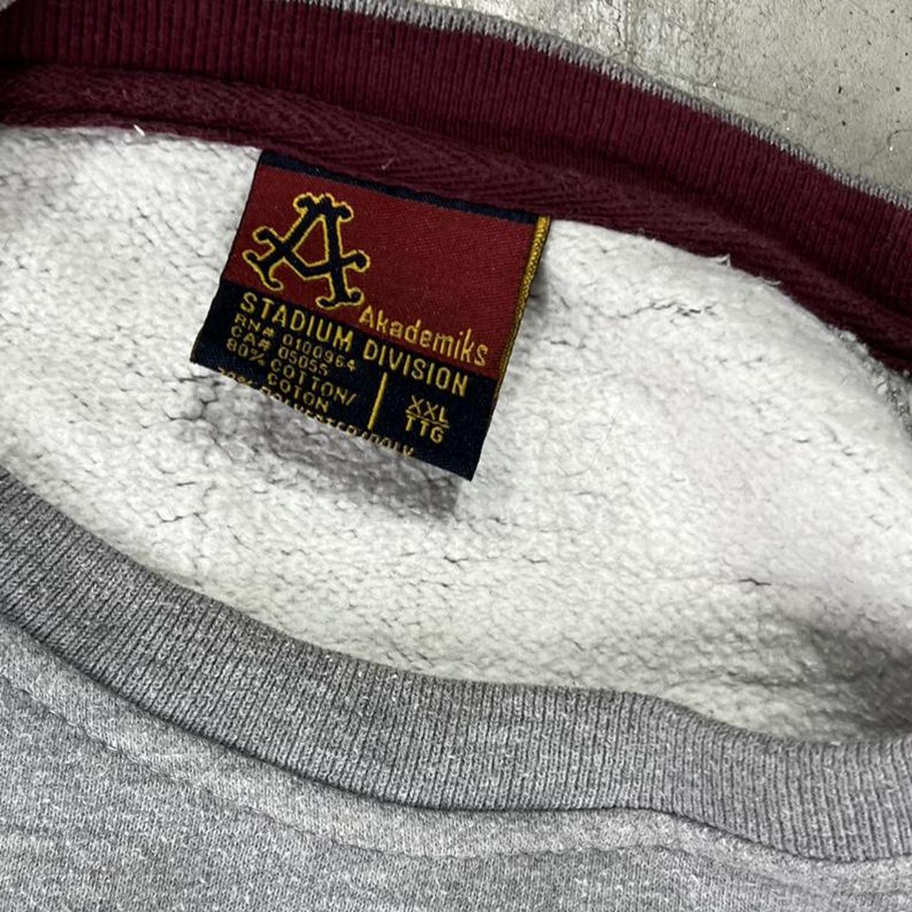 2000s Akademiks Graphic Crewneck