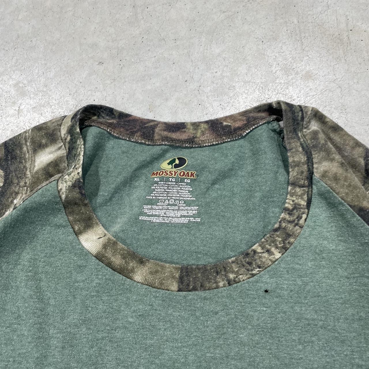 2000s Mossy Oak T-Shirt Raglan