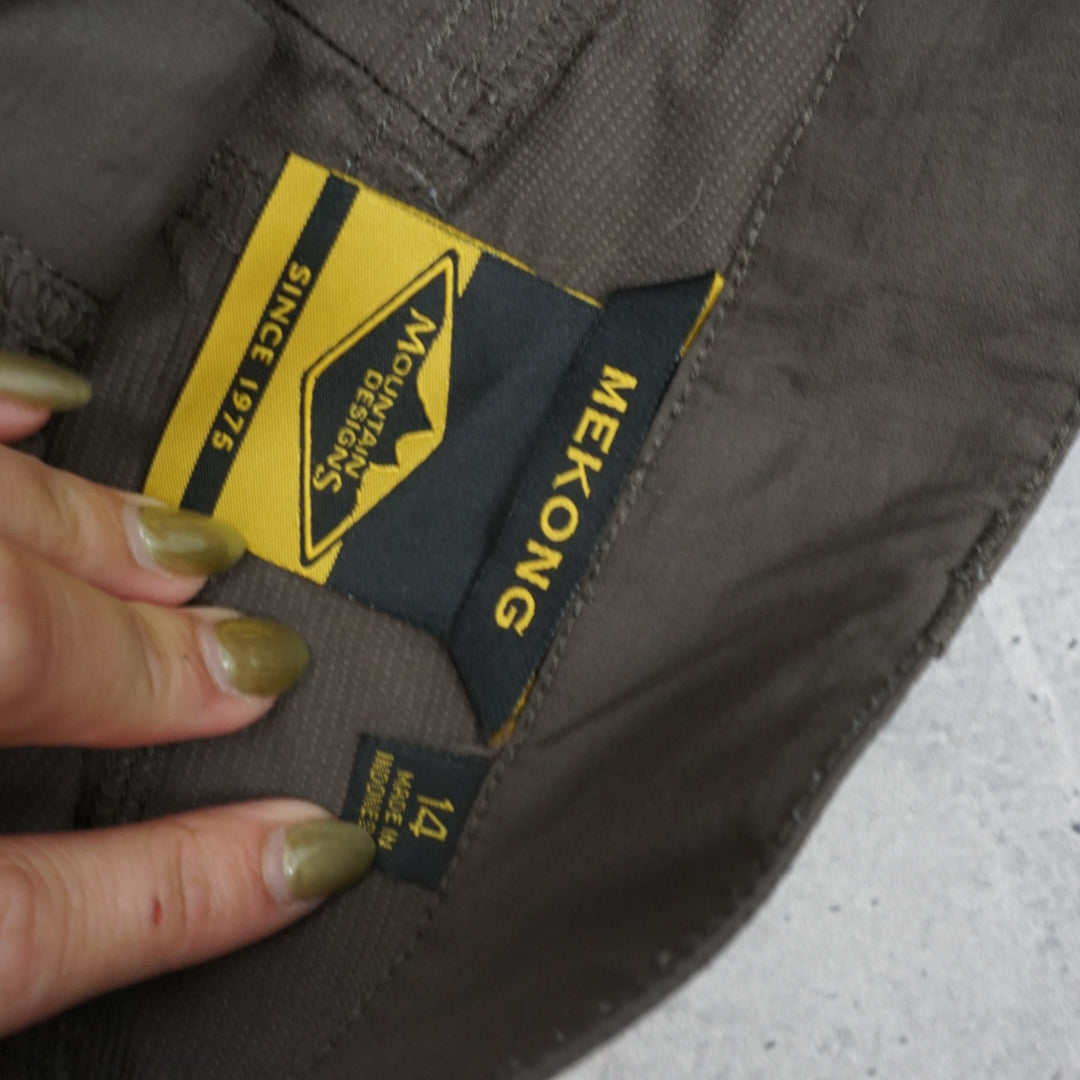 2000s Mountain Designs Mekong Hiking Cargo Pants
