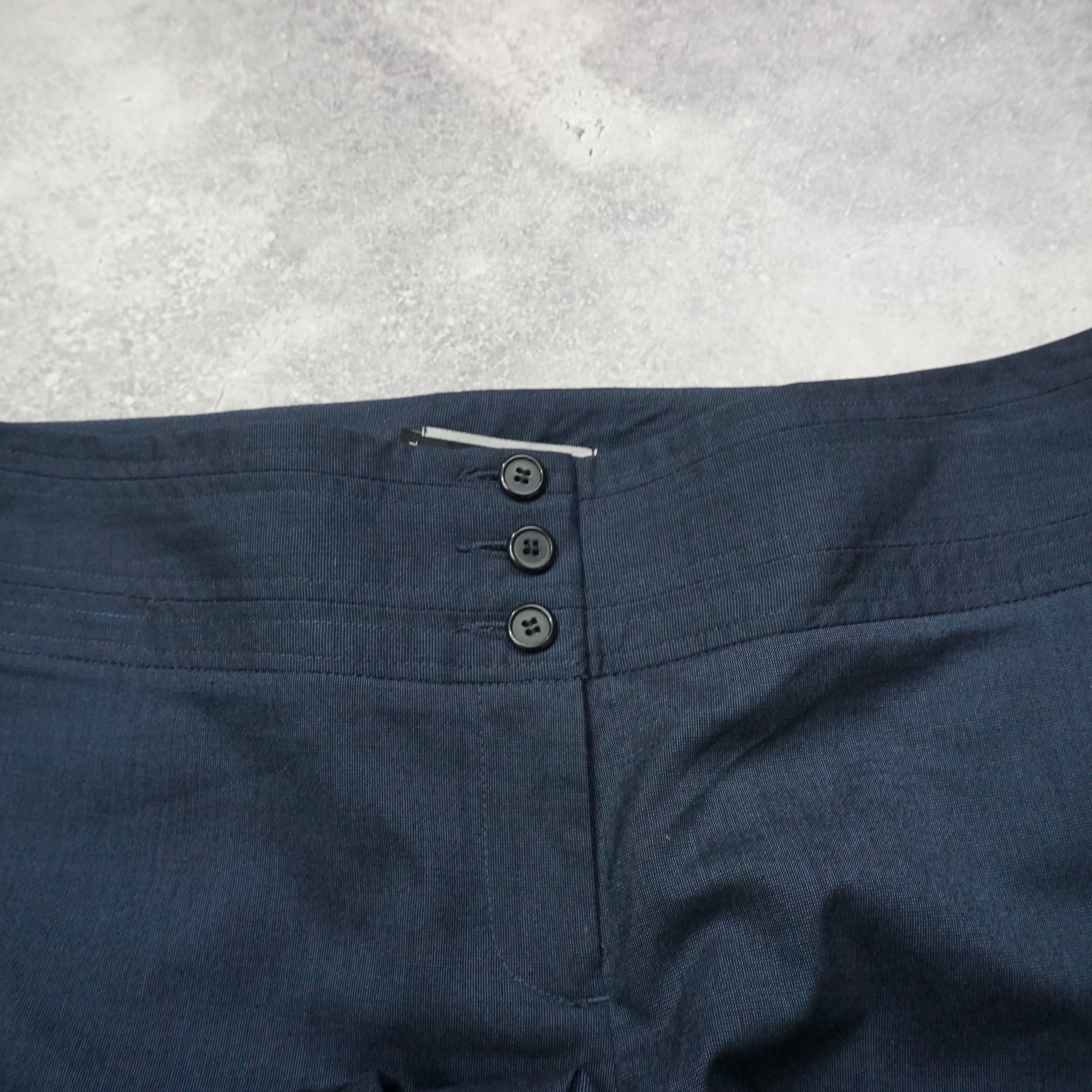 2000s Basque Triple Button Pants