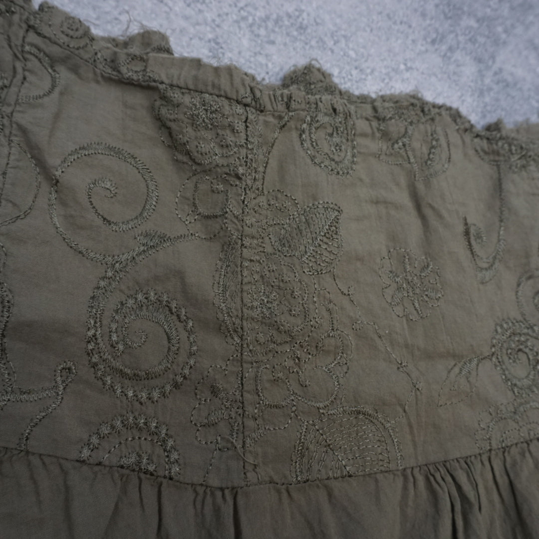 2000s Embroidered Midi Skirt
