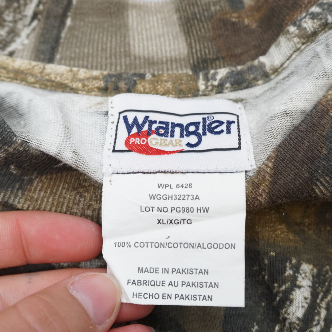 2000s Wrangler Realtree Camo T-Shirt