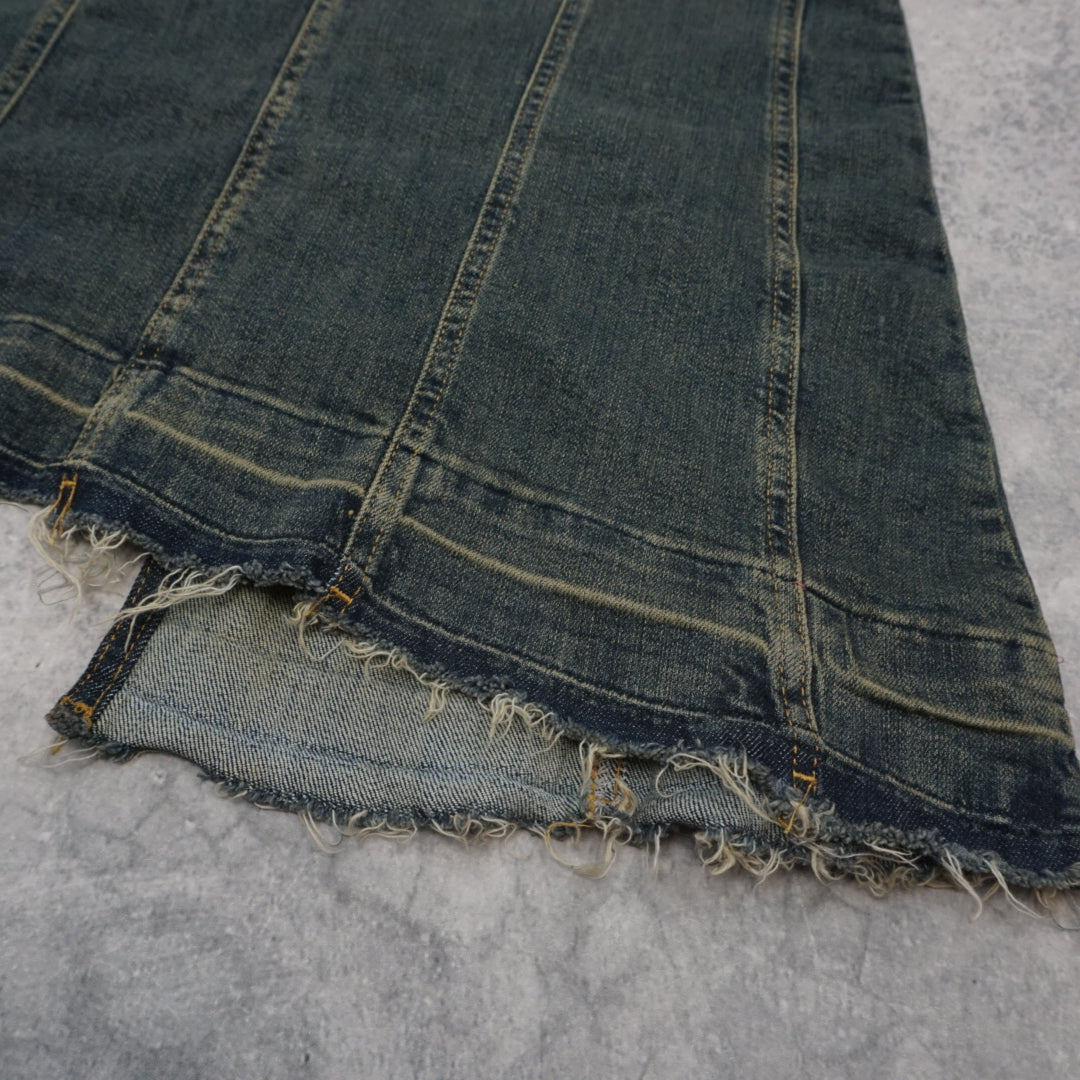 2000s Urban outfitters Flared Denim Skirt