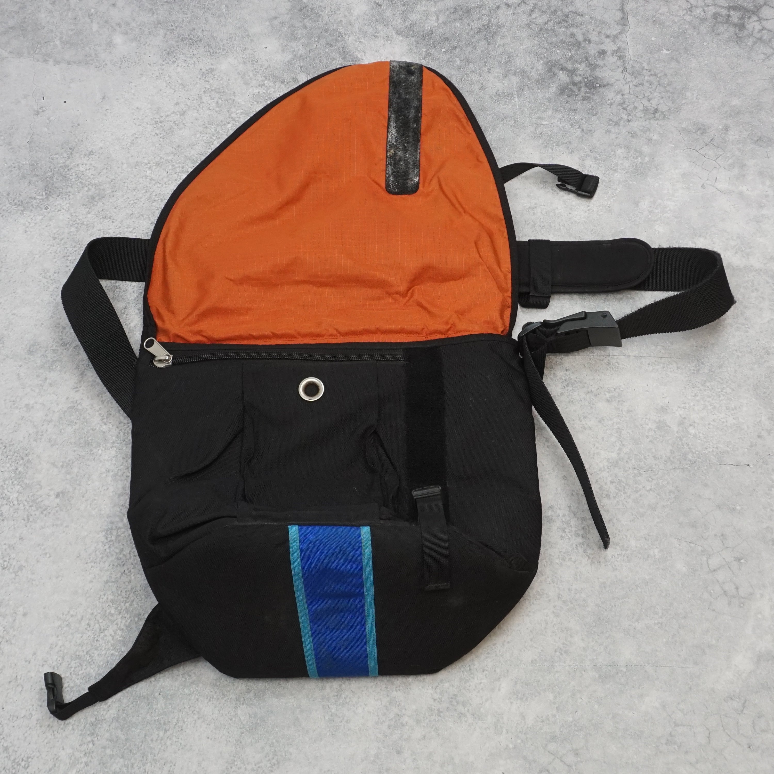 Crumpler Messenger Bag