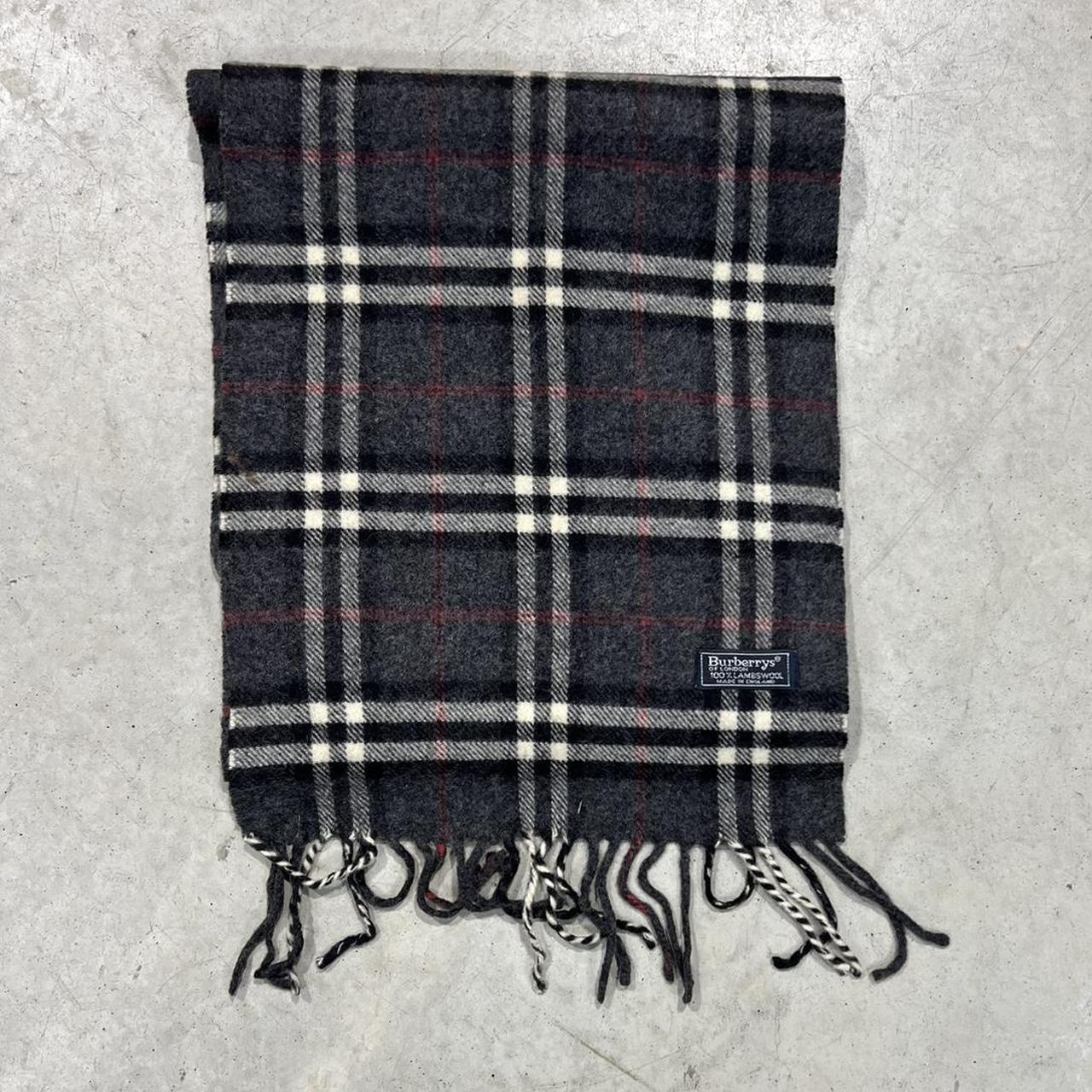 90s Burberrys Plaid Scarf