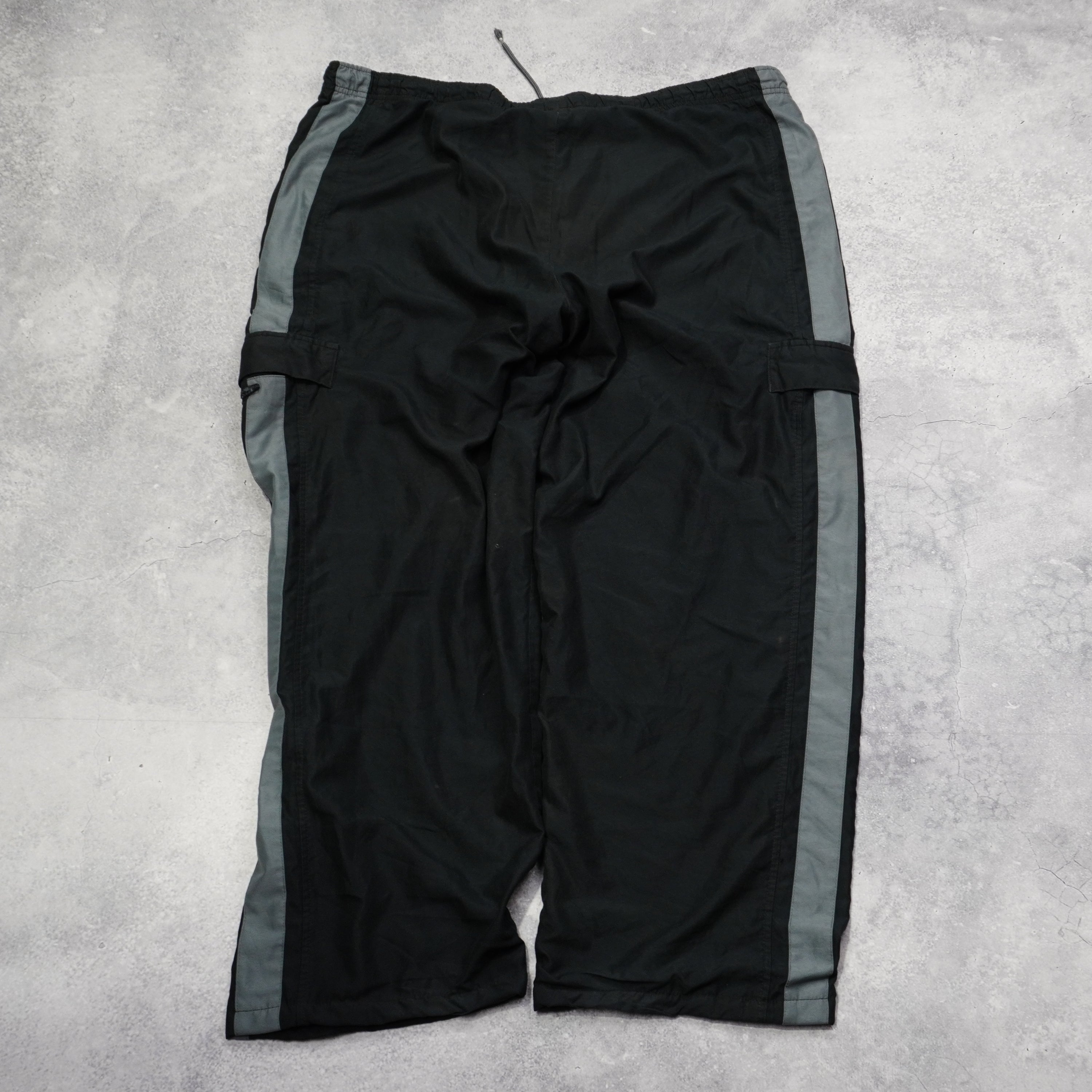 2000s Nike Lightweight Athletic Cargo Pants