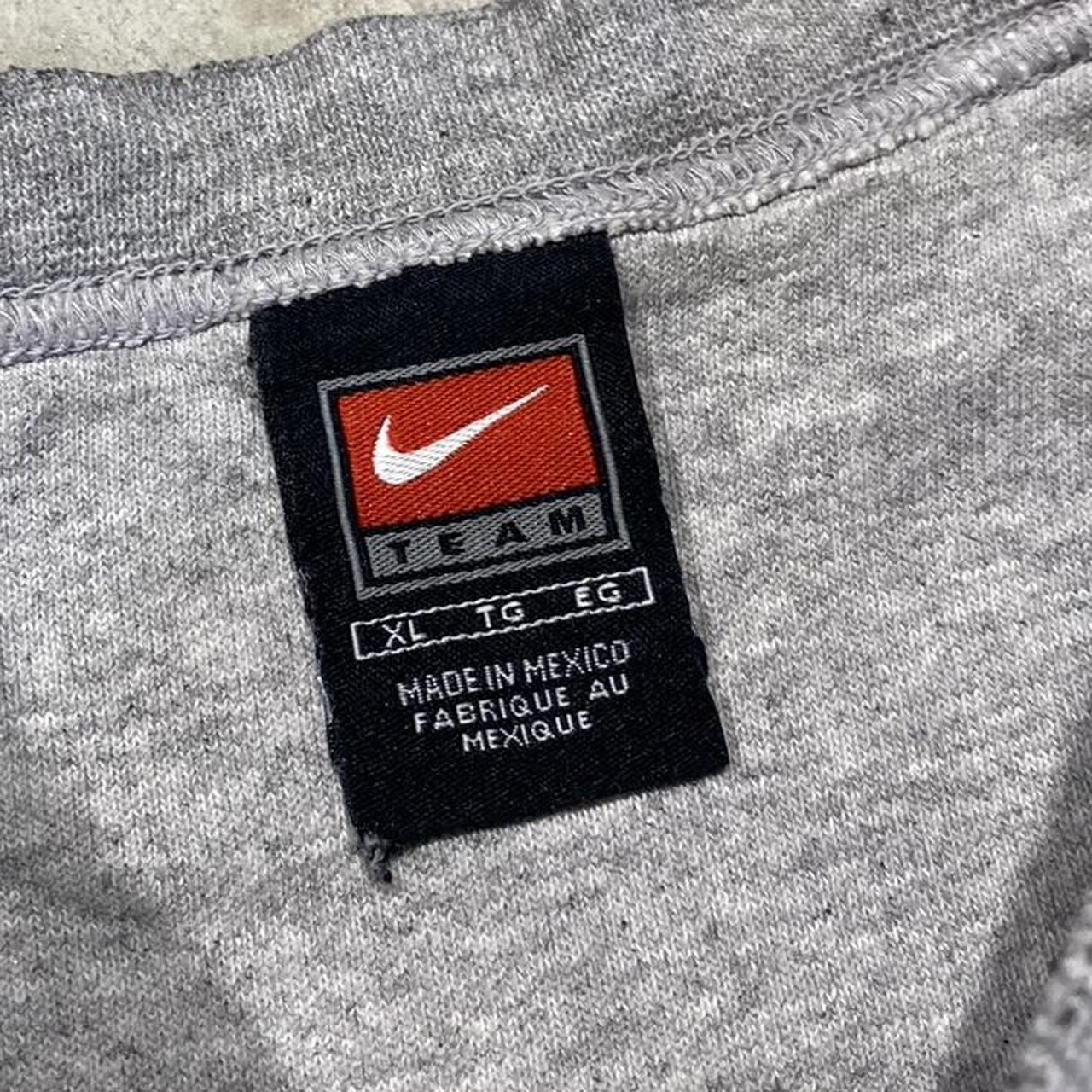 2000s Nike University Of Iowa Crewneck