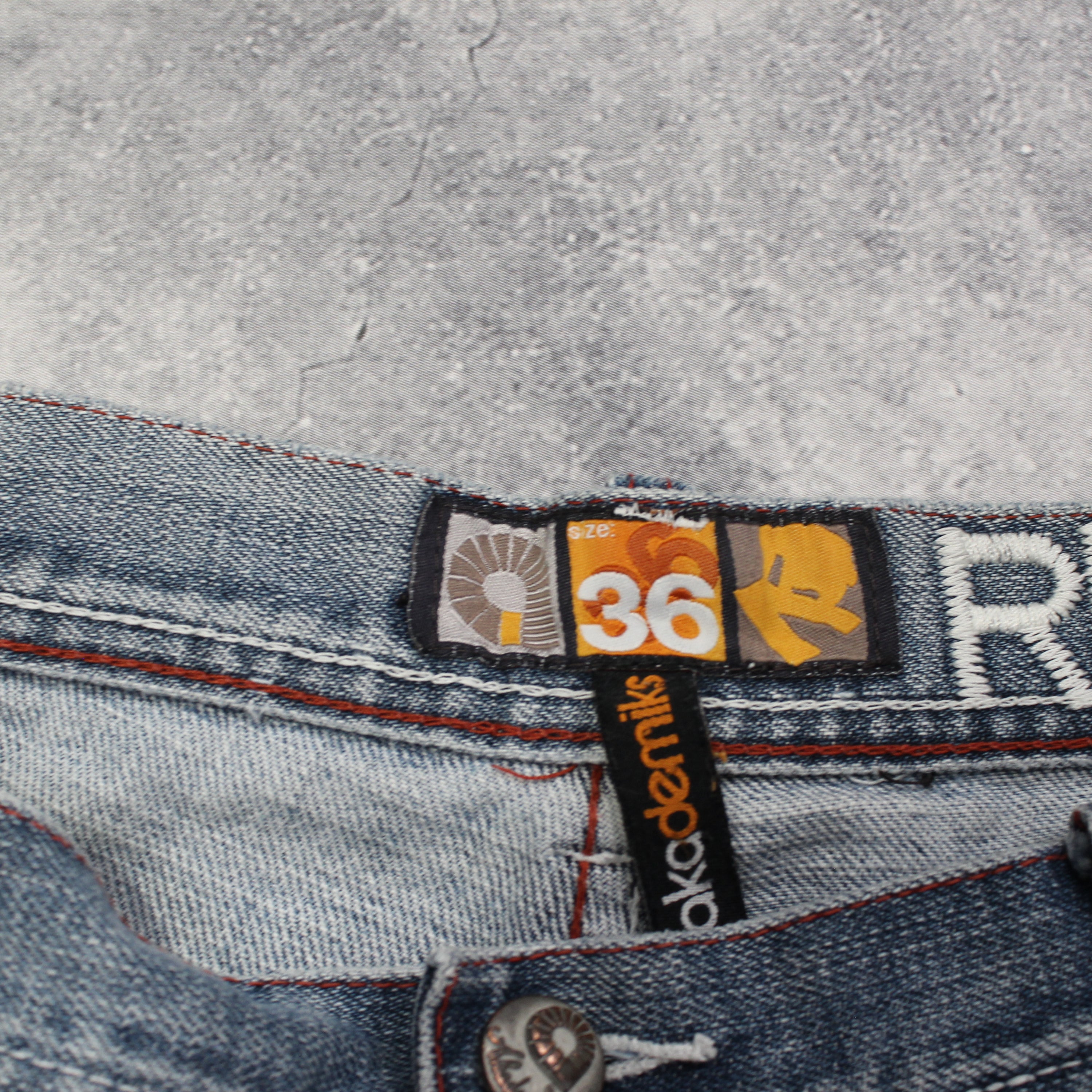 2000s Akademiks Graphic Pocket Jorts